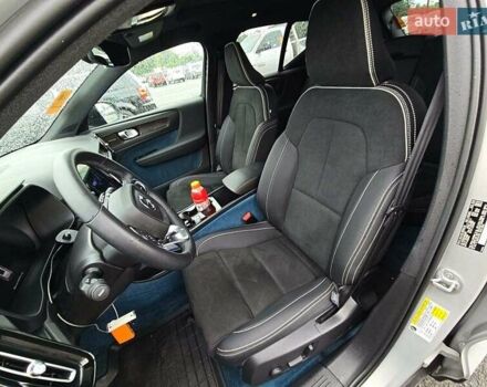 Серый Вольво XC40, объемом двигателя 0 л и пробегом 39 тыс. км за 20000 $, фото 6 на Automoto.ua