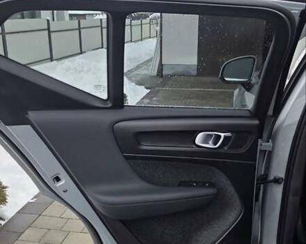 Сірий Вольво XC40, об'ємом двигуна 1.97 л та пробігом 2 тис. км за 34900 $, фото 10 на Automoto.ua