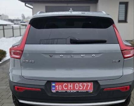 Сірий Вольво XC40, об'ємом двигуна 1.97 л та пробігом 2 тис. км за 34900 $, фото 7 на Automoto.ua