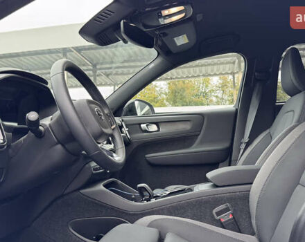 Серый Вольво XC40, объемом двигателя 0 л и пробегом 6 тыс. км за 34900 $, фото 10 на Automoto.ua