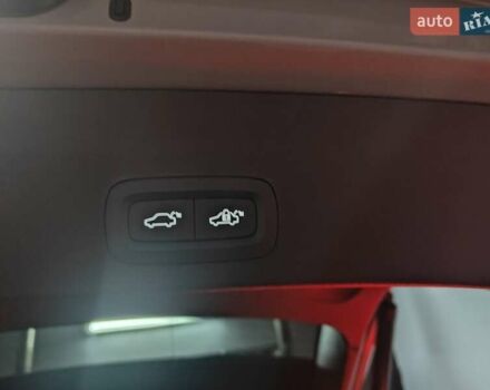 Серый Вольво XC40, объемом двигателя 1.97 л и пробегом 8 тыс. км за 46700 $, фото 17 на Automoto.ua