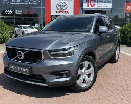 Сірий Вольво XC40, об'ємом двигуна 1.97 л та пробігом 151 тис. км за 28900 $, фото 1 на Automoto.ua