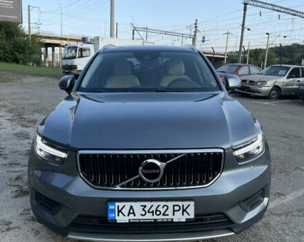 Сірий Вольво XC40, об'ємом двигуна 1.97 л та пробігом 116 тис. км за 29000 $, фото 1 на Automoto.ua