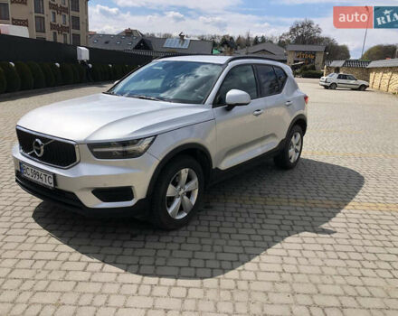 Серый Вольво XC40, объемом двигателя 1.97 л и пробегом 132 тыс. км за 23200 $, фото 1 на Automoto.ua