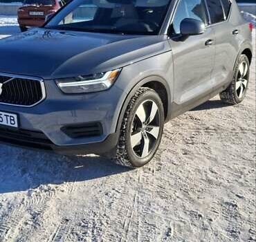 Сірий Вольво XC40, об'ємом двигуна 1.97 л та пробігом 39 тис. км за 25200 $, фото 1 на Automoto.ua