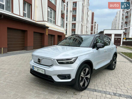 Вольво XC40 2021 в Ивано-Франковске на Automoto.ua Серый Вольво XC40, объемом двигателя 0 л и пробегом 116 тыс. км за 27300 $, фото 1 на Automoto.ua