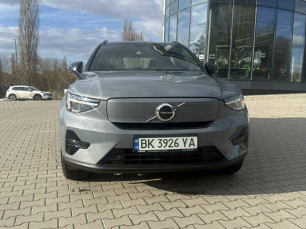Сірий Вольво XC40, об'ємом двигуна 0 л та пробігом 24 тис. км за 31800 $, фото 1 на Automoto.ua