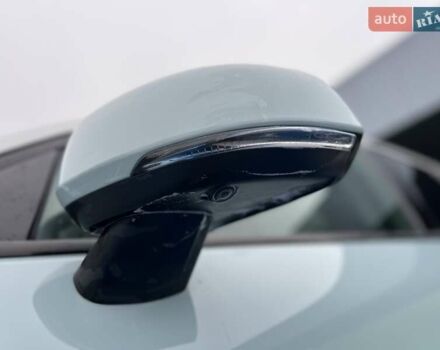 Синий Вольво XC40, объемом двигателя 1.97 л и пробегом 55 тыс. км за 23999 $, фото 16 на Automoto.ua