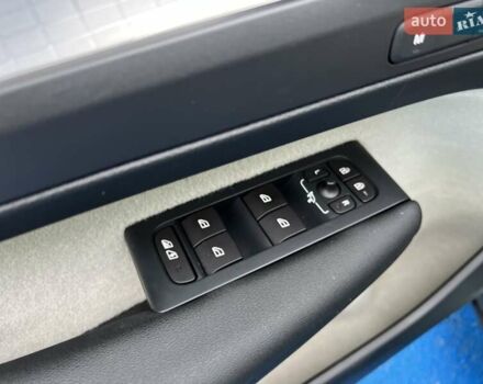 Синий Вольво XC40, объемом двигателя 1.97 л и пробегом 55 тыс. км за 23999 $, фото 22 на Automoto.ua