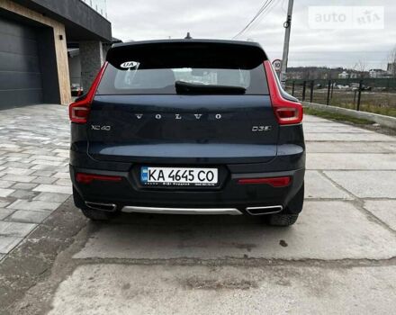 Синій Вольво XC40, об'ємом двигуна 1.97 л та пробігом 55 тис. км за 34500 $, фото 3 на Automoto.ua