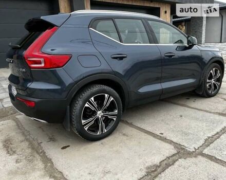 Синий Вольво XC40, объемом двигателя 1.97 л и пробегом 55 тыс. км за 34500 $, фото 5 на Automoto.ua