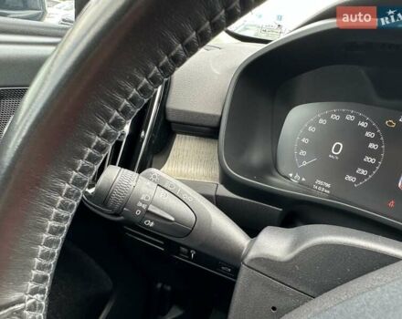 Синій Вольво XC40, об'ємом двигуна 1.97 л та пробігом 257 тис. км за 24900 $, фото 21 на Automoto.ua