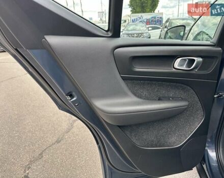 Синій Вольво XC40, об'ємом двигуна 1.97 л та пробігом 257 тис. км за 24900 $, фото 32 на Automoto.ua