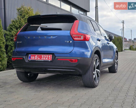 Синий Вольво XC40, объемом двигателя 2 л и пробегом 136 тыс. км за 21900 $, фото 5 на Automoto.ua
