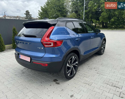 Синий Вольво XC40, объемом двигателя 1.97 л и пробегом 98 тыс. км за 25999 $, фото 8 на Automoto.ua