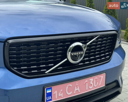 Синий Вольво XC40, объемом двигателя 1.97 л и пробегом 98 тыс. км за 25999 $, фото 25 на Automoto.ua