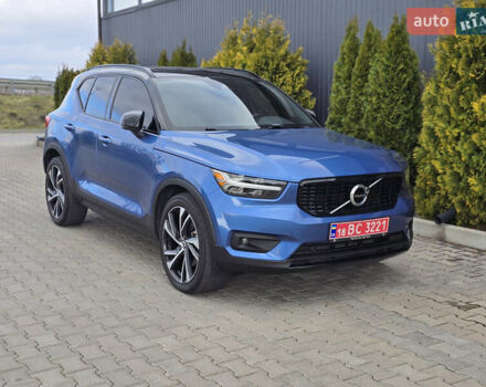 Синий Вольво XC40, объемом двигателя 2 л и пробегом 136 тыс. км за 21900 $, фото 6 на Automoto.ua