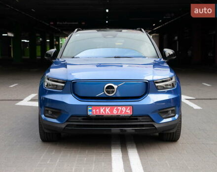Синий Вольво XC40, объемом двигателя 0 л и пробегом 39 тыс. км за 24000 $, фото 2 на Automoto.ua