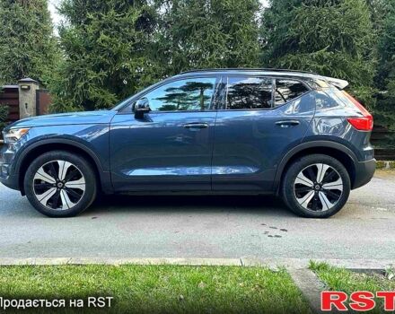 Синій Вольво XC40, об'ємом двигуна 0 л та пробігом 25 тис. км за 25000 $, фото 4 на Automoto.ua