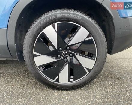 Вольво XC40 2023 в Киеве на Automoto.ua Синий Вольво XC40, объемом двигателя 0 л и пробегом 29 тыс. км за 35462 $, фото 19 на Automoto.ua