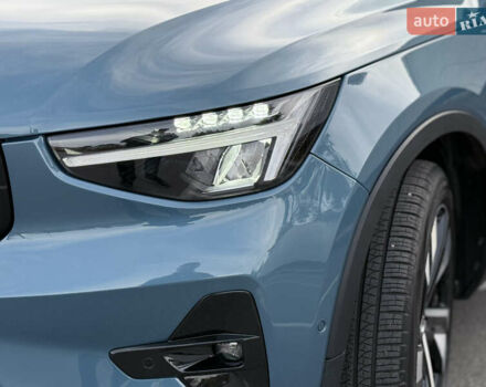 Синий Вольво XC40, объемом двигателя 1.97 л и пробегом 7 тыс. км за 36000 $, фото 47 на Automoto.ua