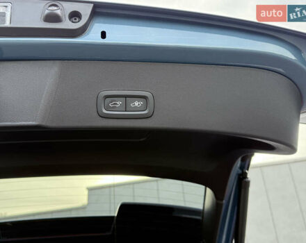 Синий Вольво XC40, объемом двигателя 1.97 л и пробегом 7 тыс. км за 36000 $, фото 55 на Automoto.ua