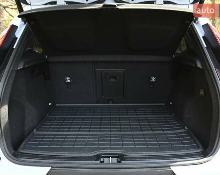 Синій Вольво XC40, об'ємом двигуна 1.97 л та пробігом 10 тис. км за 45349 $, фото 53 на Automoto.ua