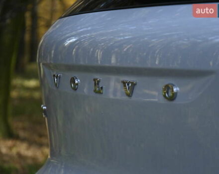 Синий Вольво XC40, объемом двигателя 1.97 л и пробегом 10 тыс. км за 45400 $, фото 30 на Automoto.ua