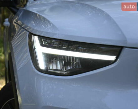 Синий Вольво XC40, объемом двигателя 1.97 л и пробегом 10 тыс. км за 45400 $, фото 6 на Automoto.ua