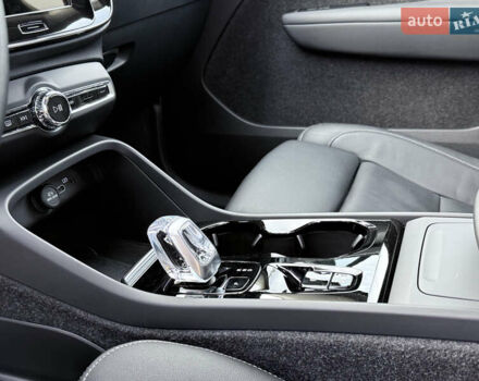 Синий Вольво XC40, объемом двигателя 1.97 л и пробегом 7 тыс. км за 36000 $, фото 67 на Automoto.ua