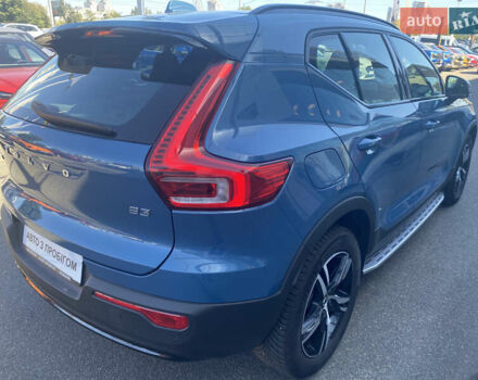 Синий Вольво XC40, объемом двигателя 1.97 л и пробегом 26 тыс. км за 44426 $, фото 5 на Automoto.ua