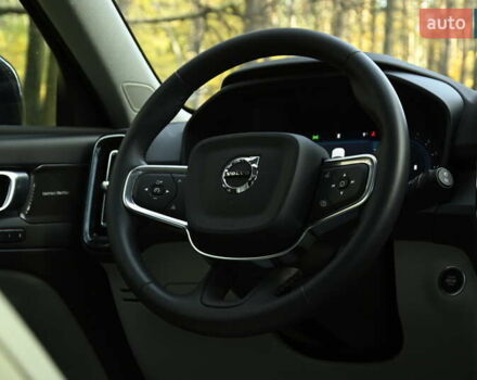 Синій Вольво XC40, об'ємом двигуна 1.97 л та пробігом 10 тис. км за 45349 $, фото 57 на Automoto.ua