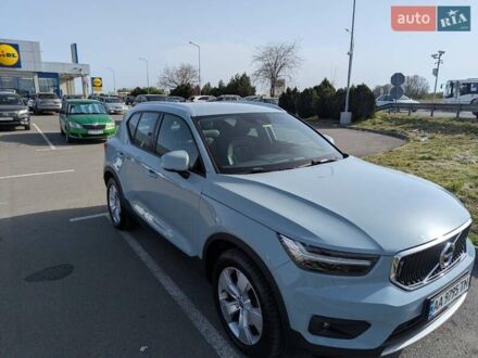 Вольво XC40 2018 в Киеве на Automoto.ua Синий Вольво XC40, объемом двигателя 1.97 л и пробегом 160 тыс. км за 24000 $, фото 1 на Automoto.ua