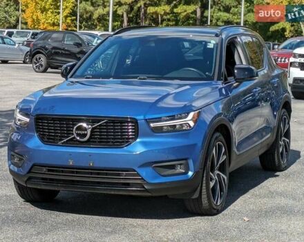 Синий Вольво XC40, объемом двигателя 1.97 л и пробегом 69 тыс. км за 10800 $, фото 1 на Automoto.ua