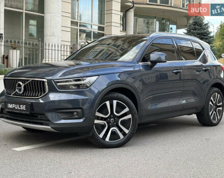 Синій Вольво XC40, об'ємом двигуна 1.97 л та пробігом 148 тис. км за 29500 $, фото 1 на Automoto.ua