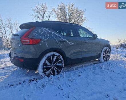 Зеленый Вольво XC40, объемом двигателя 0 л и пробегом 99 тыс. км за 25500 $, фото 18 на Automoto.ua