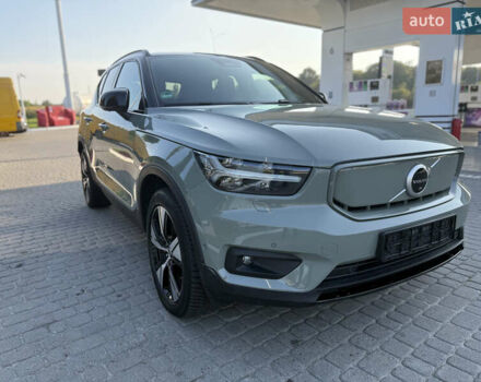 Зеленый Вольво XC40, объемом двигателя 0 л и пробегом 32 тыс. км за 30500 $, фото 6 на Automoto.ua