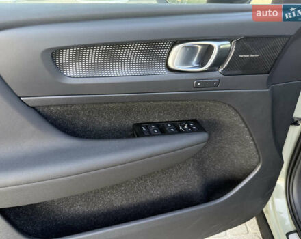 Зеленый Вольво XC40, объемом двигателя 0 л и пробегом 32 тыс. км за 30500 $, фото 37 на Automoto.ua