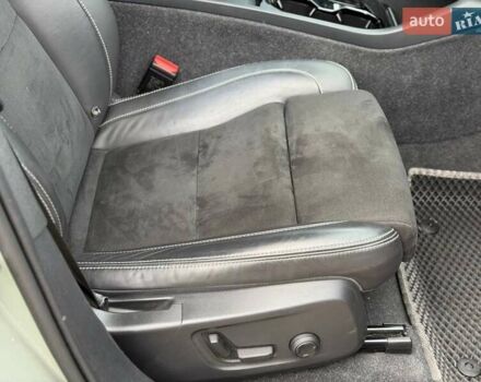 Вольво XC40 2021 в Киеве на Automoto.ua Зеленый Вольво XC40, объемом двигателя 0 л и пробегом 82 тыс. км за 32729 $, фото 20 на Automoto.ua