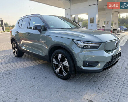 Зеленый Вольво XC40, объемом двигателя 0 л и пробегом 32 тыс. км за 30500 $, фото 2 на Automoto.ua