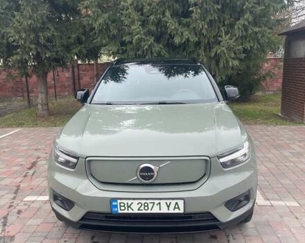 Зелений Вольво XC40, об'ємом двигуна 0 л та пробігом 74 тис. км за 32500 $, фото 1 на Automoto.ua