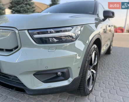 Зеленый Вольво XC40, объемом двигателя 0 л и пробегом 32 тыс. км за 30500 $, фото 1 на Automoto.ua