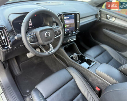 Зеленый Вольво XC40, объемом двигателя 0 л и пробегом 32 тыс. км за 30500 $, фото 28 на Automoto.ua