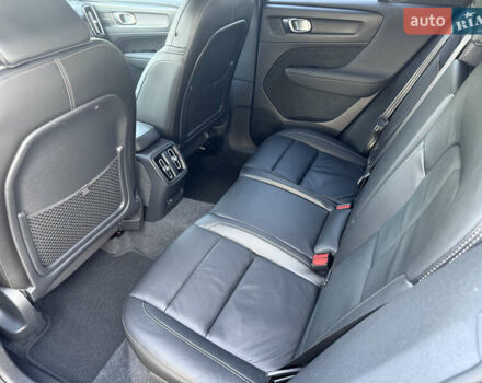 Зеленый Вольво XC40, объемом двигателя 0 л и пробегом 32 тыс. км за 30500 $, фото 33 на Automoto.ua