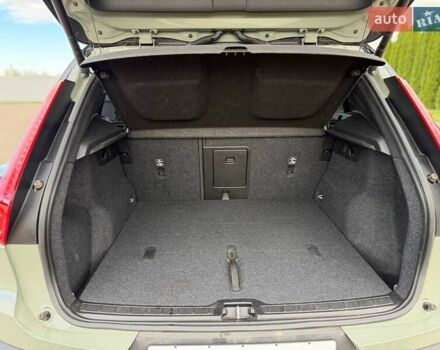 Вольво XC40 2021 в Киеве на Automoto.ua Зеленый Вольво XC40, объемом двигателя 0 л и пробегом 82 тыс. км за 32729 $, фото 25 на Automoto.ua