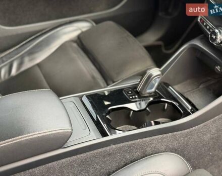 Вольво XC40 2021 в Киеве на Automoto.ua Зеленый Вольво XC40, объемом двигателя 0 л и пробегом 82 тыс. км за 32729 $, фото 18 на Automoto.ua
