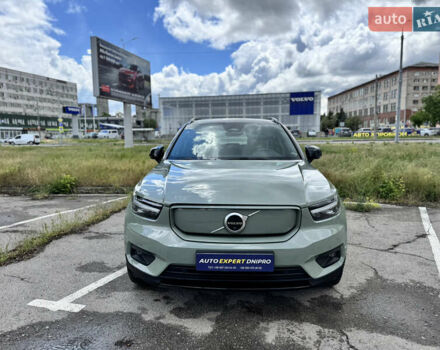 Зеленый Вольво XC40, объемом двигателя 0 л и пробегом 40 тыс. км за 29500 $, фото 2 на Automoto.ua