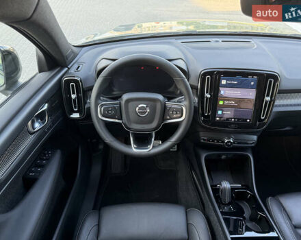 Зеленый Вольво XC40, объемом двигателя 0 л и пробегом 32 тыс. км за 30500 $, фото 30 на Automoto.ua