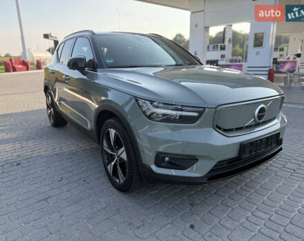 Зеленый Вольво XC40, объемом двигателя 0 л и пробегом 32 тыс. км за 30500 $, фото 4 на Automoto.ua