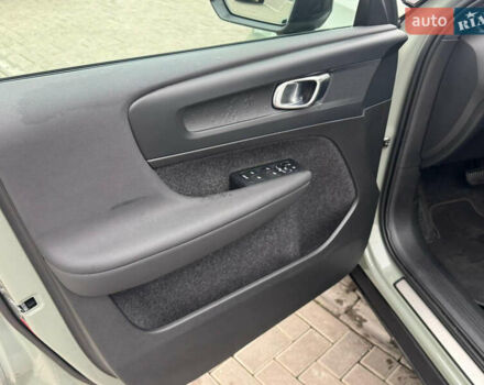 Зеленый Вольво XC40, объемом двигателя 0 л и пробегом 69 тыс. км за 23300 $, фото 24 на Automoto.ua